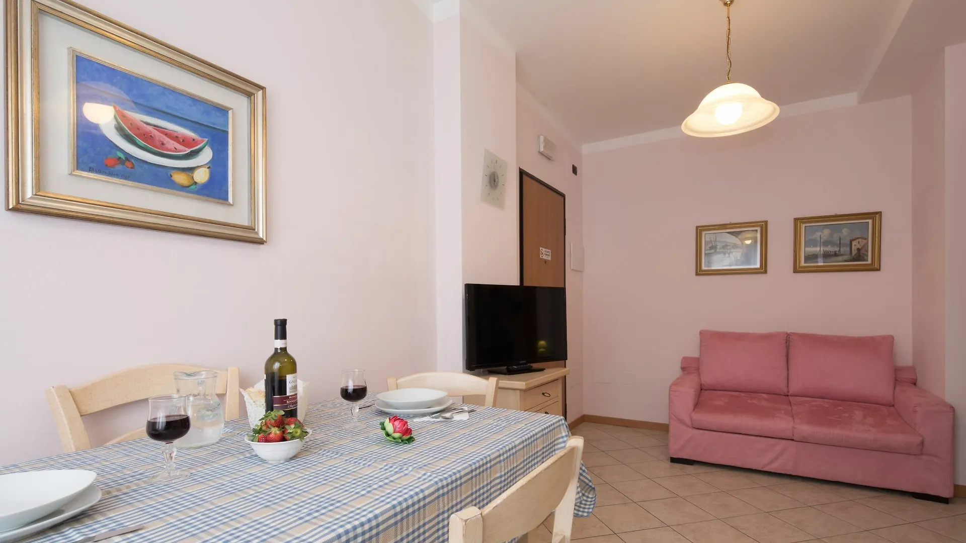 Viserbella di Rimini Residence 3 Trilo & Suites איטליה